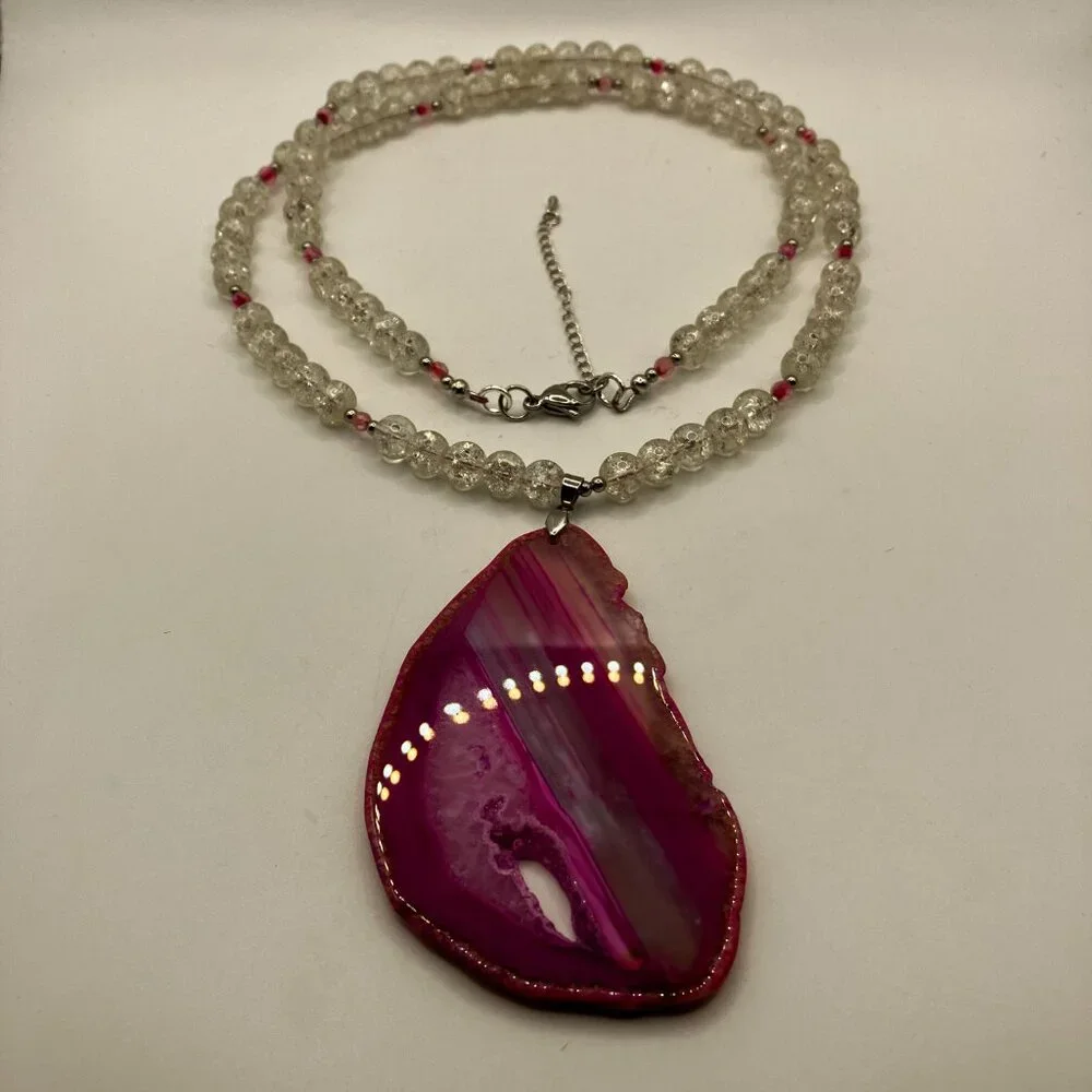Agate Necklace Pink Raw Edge Gemstone Slice 3.5 inch + 32 in beaded necklace - Picture 6 of 14